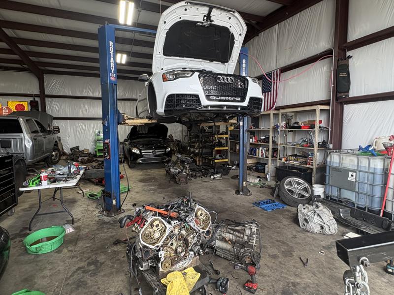 Timing chain, rear, main seal, high-pressure fuel pump done on this 2013 Audi S5