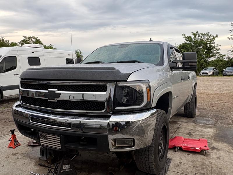 We did rear main seal, oil pan gasket and transfer case gasket on this 2010 Chevy 1500